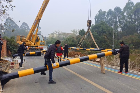 公路限高架